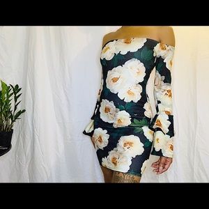 SOLDNWT Small Missguided Floral Mini Dress